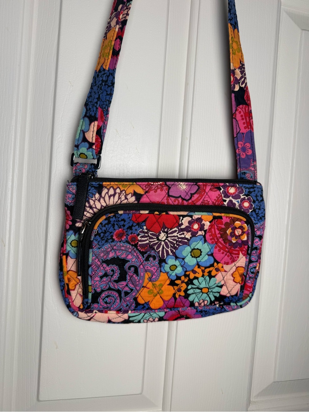 Vera Bradley Floral Fiesta Little Hipster Crossbody Bag USED Retired Pattern